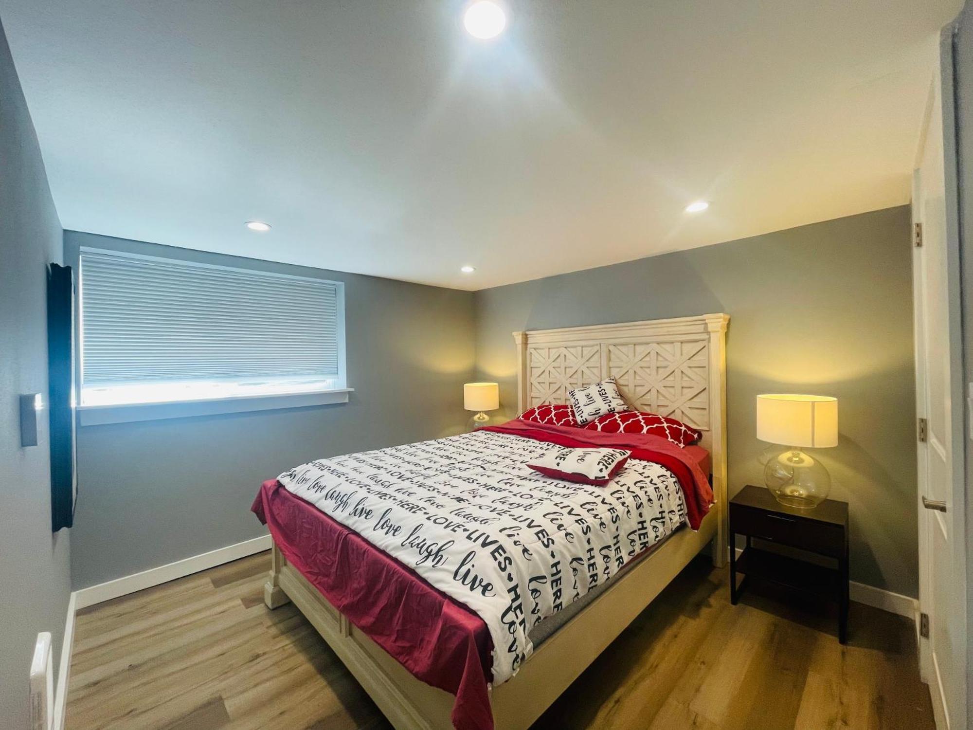 Green Lake 1St Line Home D Full Modern Remodeled 시애틀 외부 사진